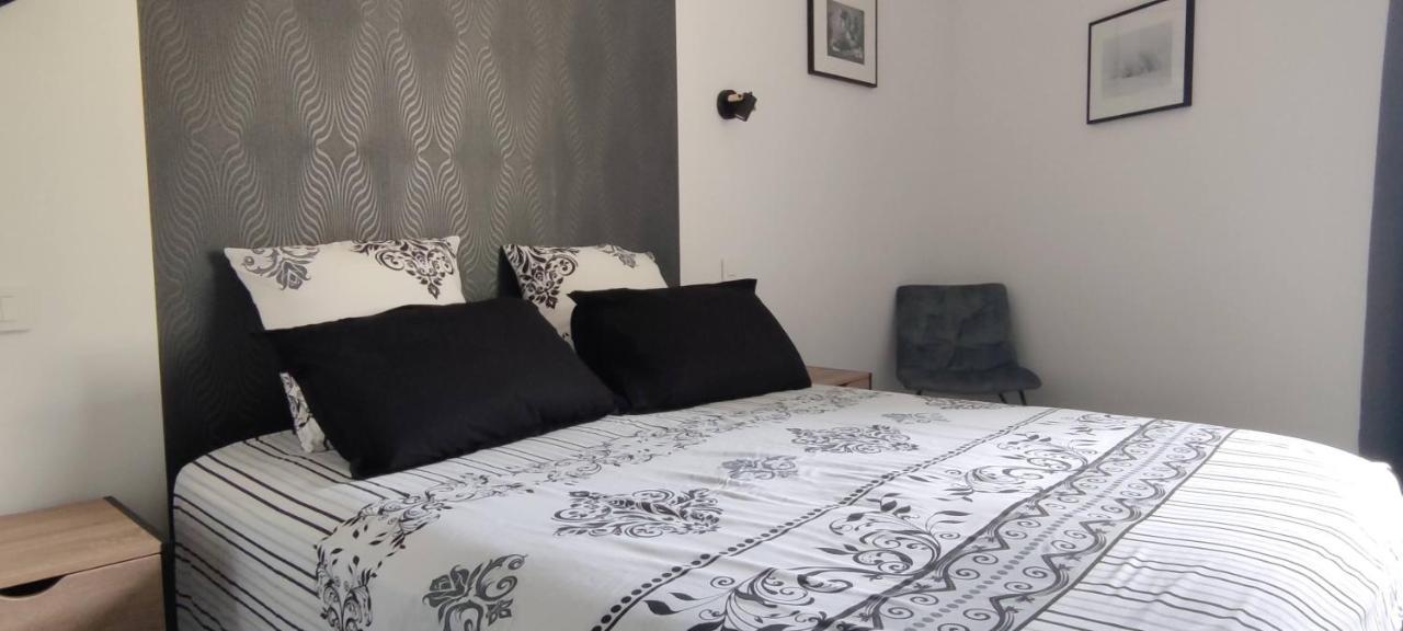 Bed and Breakfast Domaine De La Violette Orange  Esterno foto