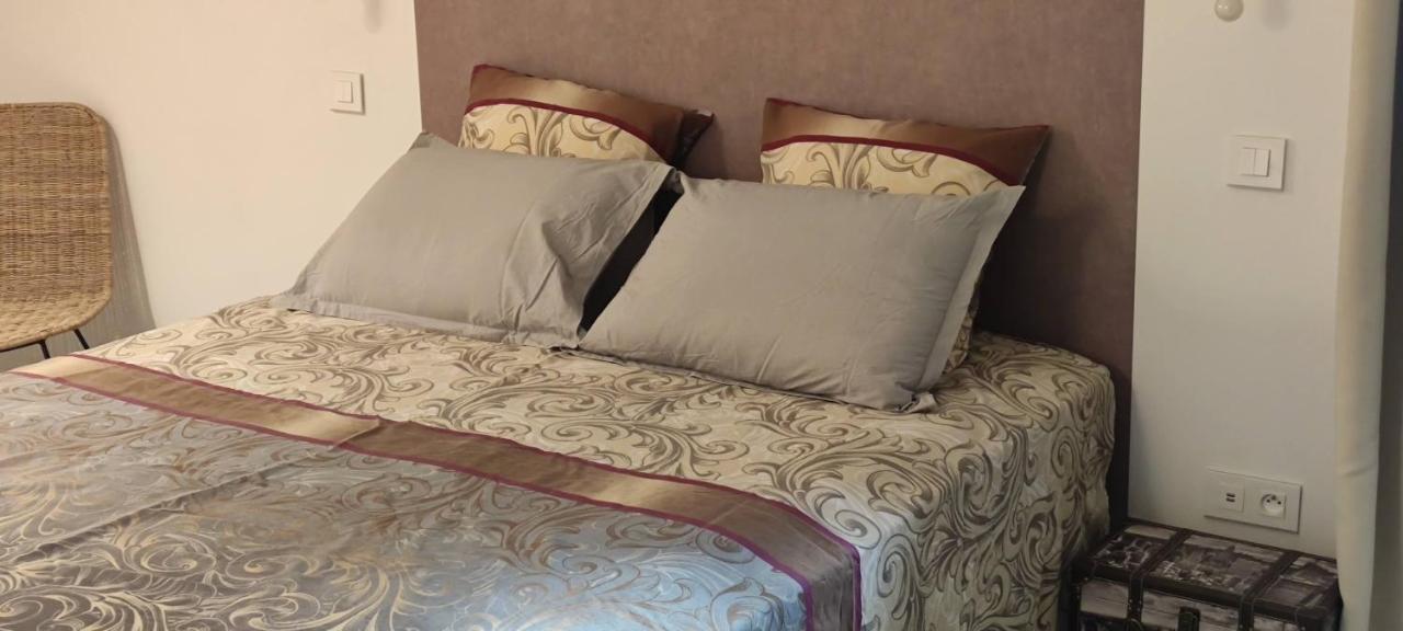 Bed and Breakfast Domaine De La Violette Orange  Esterno foto